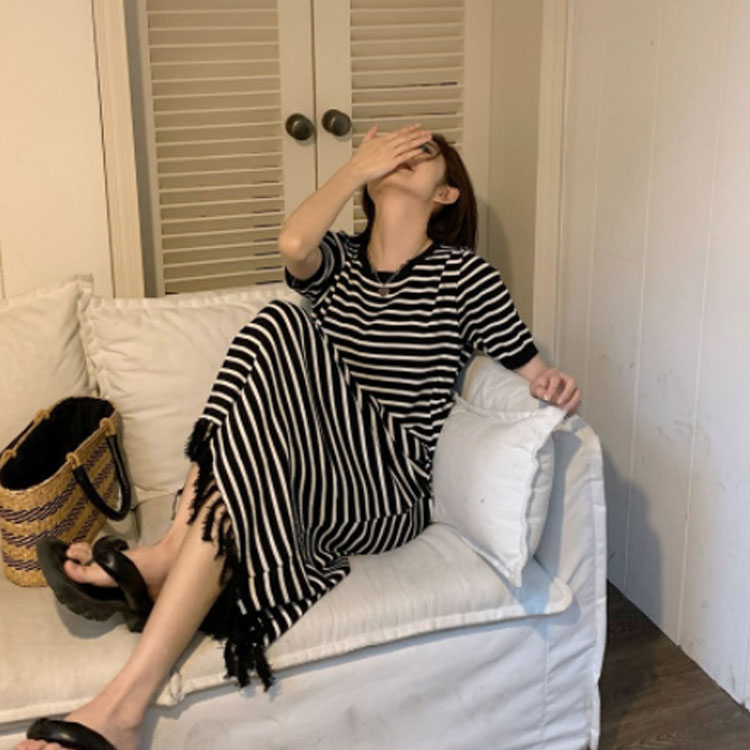 サマーニット ワンピース レディース ロングワンピース リブ 半袖 ボーダー柄 タッセル付き クルーネック リブニット ワンピース ロング丈 冷感 涼感 Iライン ゆったり 体型カバー 大人 カジュアル ルーズ 通勤 通学 20代 30代 40代