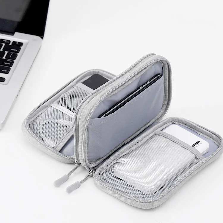 トラベルポーチ ガジェットポーチ ガジェットケース ケーブル収納 収納 出張 旅行 ケーブル 充電器 USB 収納 ポータブル電源 小物入れ 仕分け 収納 撥水 軽量 メンズ レディース シンプル おしゃれ 【送料無料】 officeconnect-10003617 オフィスコネクト楽天市場店 サンプル画像3