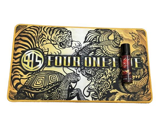 電子タバコ専門店　オフィスエッジの遅れた415の日 【M-サイズ】FOUR ONE FIVE 四神獣 45cm×25cm ビルドマット 滑り止め加工 415 フォーワンファイブ ビルド リビルダブル ベイプ vape 電子タバコ ビルドツール マット アクセサリー RBA リビルド ビルドマッド [G-72]｜アングル2