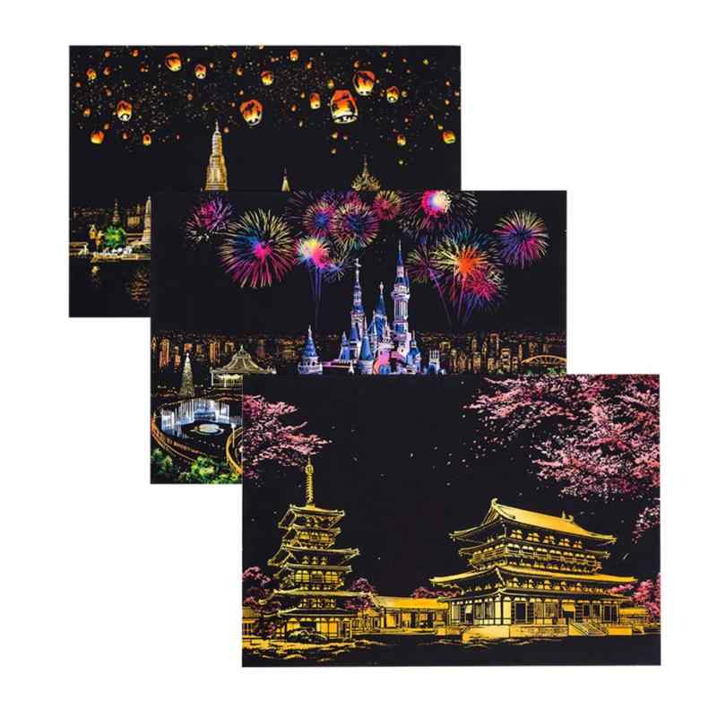 スクラッチアート 夜景スクラッチ絵画セット 夢の城 日本の桜 チェンマイ タイ 16.5X11.8インチ 3枚組 Diy 子供向け 非毒性 プレゼント独自の夜景スクラッチアートセット：夢の城、日本の桜、チェンマイ・タイの3種類の鮮やかな都市夜景デザインを揃えたDIY工芸品で、趣味やインテリアに最適です。環境に優しい非毒性素材使用：性を考慮した素材で作られており、子供から大人までして楽しめる夜スクラッチ絵画です。使いやすい専用スクラッチペン付属：灰色の線を優しく削るだけで、美しい夜景が浮かび上がり、初めてでも本格的なアート作品が簡単に完成します。創造力と集中力を育む教育的体験：子供たちが楽しく絵を描きながら手先の器用さや観察力を養い、遊びを通じて学べるクラフトセットです。コンパクトなサイズで贈り物や装飾に最適：縦約16.5インチ、横約11.8インチの使いやすい大きさで、誕生日プレゼントや部屋のインテリアとして喜ばれます。
