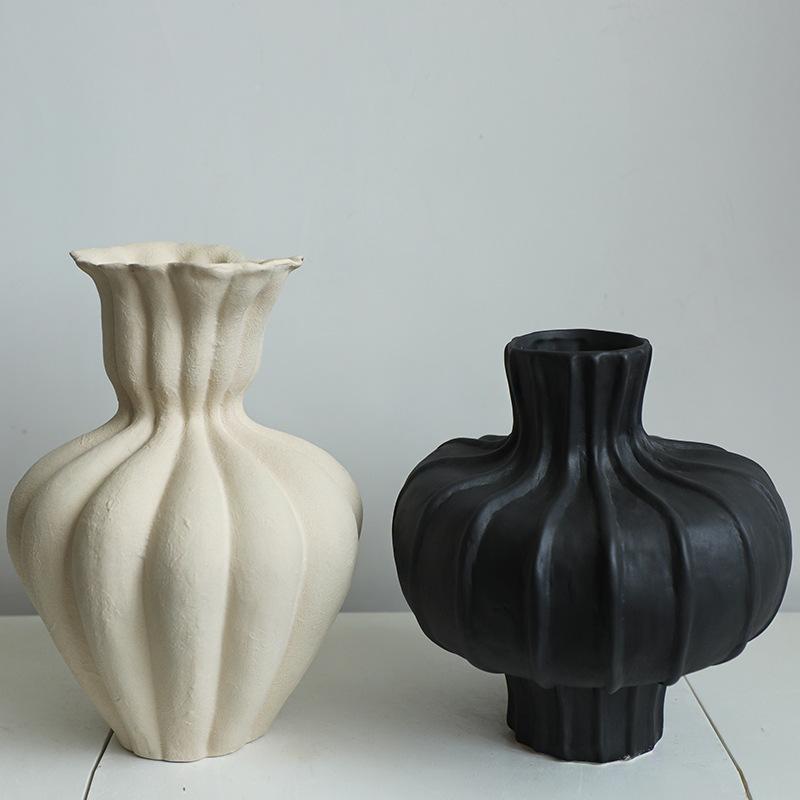 花瓶 陶器 北欧風 侘寂風 フラワーベース 陶芸品 セラミック 置物 インテリア オブジェ 高級感 エレガント