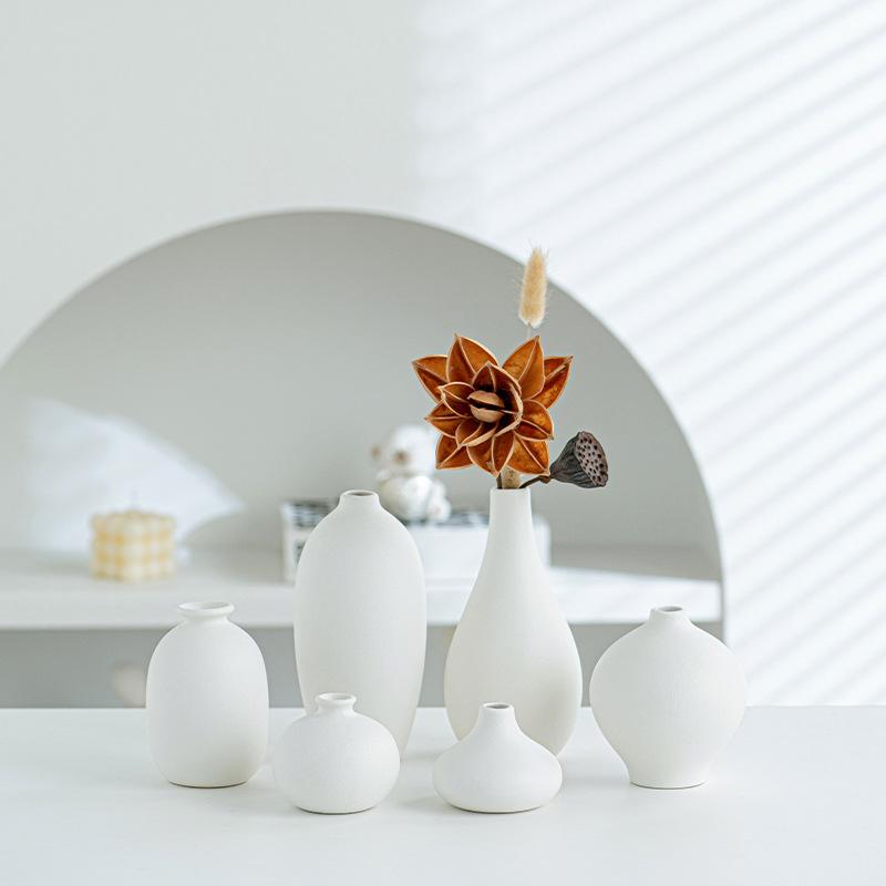 花瓶 レディース セラミック 陶器製 フラワーベース ドライフラワー 生け花 玄関 デスク 卓上 高級感 インテリア 飾り物 オブジェ