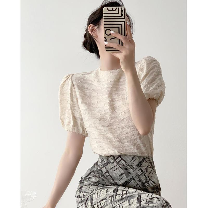 Tシャツ レディース デザイン性 パフスリーブ 半袖 トップス 上品 エレガント 春夏 クルーネック ポリエステル ストレートシルエット 大人カジュアル きれいめ フェミニン おしゃれ