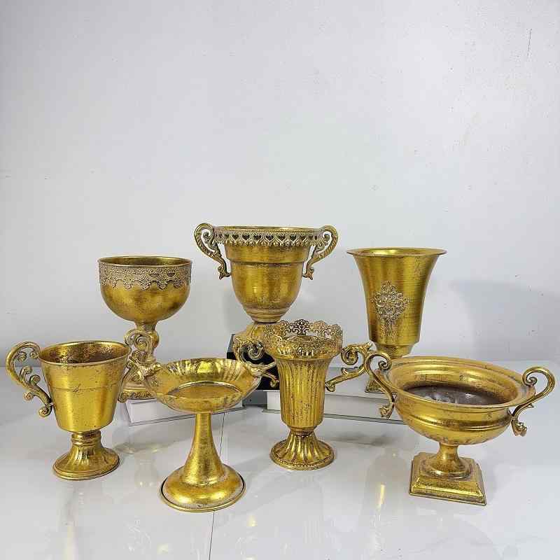 花瓶 ヨーロピアン アンティーク調 金属製 植木鉢 ゴールド 花器 卓上 飾り インテリア オブジェ レトロ