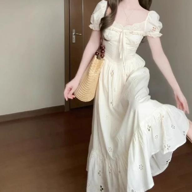 ワンピース レディース 春夏 フレンチ スクエアネック パフスリーブ ハイウエスト ウエストマーク リボン ロング丈 上品 フェミニン エレガント きれいめ 白 Aライン