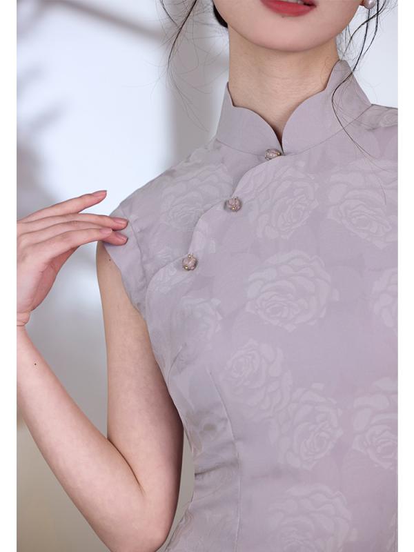 チャイナドレス レディース 春夏 ノースリーブ 国風 レトロ スリム 木槿紫 銅アンモニア シルク風 ジャ..