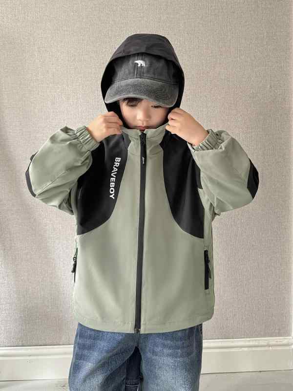 キッズ 男の子 アウター マウンテンパーカー 防水 防風 ジャケット フード付き ジャンパー 7歳 8歳 9歳 10歳 11歳 12歳 ポリエステル グリーン