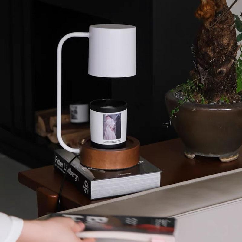 アロマランプ 北欧風 融蝋 アロマ キャンドル ウォーマー ランプ 卓上ライト 調光 タイマー機能付き プレゼント ギフト 金属製 木台座付き