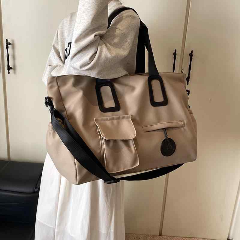 スポーツバッグ 旅行用 男女兼用 ジムバッグ 大容量 20L 35L 通気性 負担軽減 ポリエステル 無地 カジュアル 旅行 黒 グレー カーキ色 白