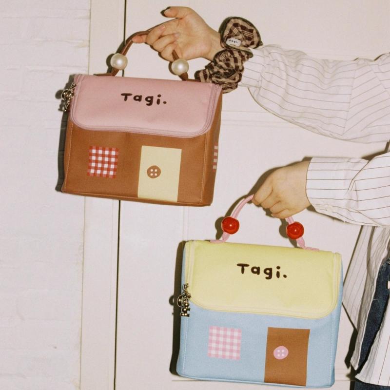 洗面用具ケース レディース 秋冬 防水 レザー ポータブル 大容量 収納 バッグ 化粧ポーチ トラベルポー..