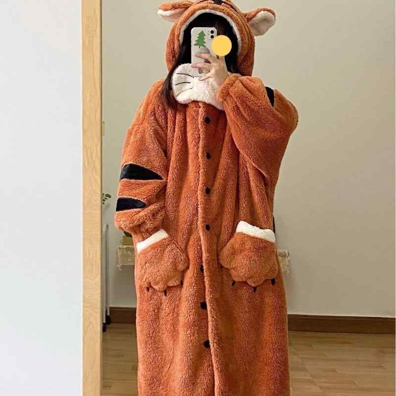 ・素材: ポリエステル繊維（ポリエステル）・生地の厚さ: 厚手（約251-300g/平方メートル）・機能: 居家, 保温・対象: 青年女性・カラー: トラ柄のローブ, トラ柄のローブ+パンツ・サイズ: S, M, L, XL・主な素材の含有量: 95-100%・スタイル: マンガ