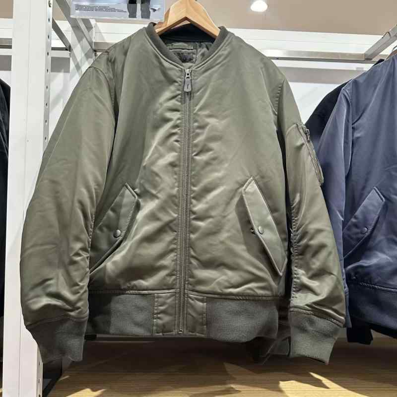 ジャケット 男性用 ミリタリースタイル ブルゾン 秋冬 耐摩耗性 防寒 撥水 紺色 オリーブ色 ブラック