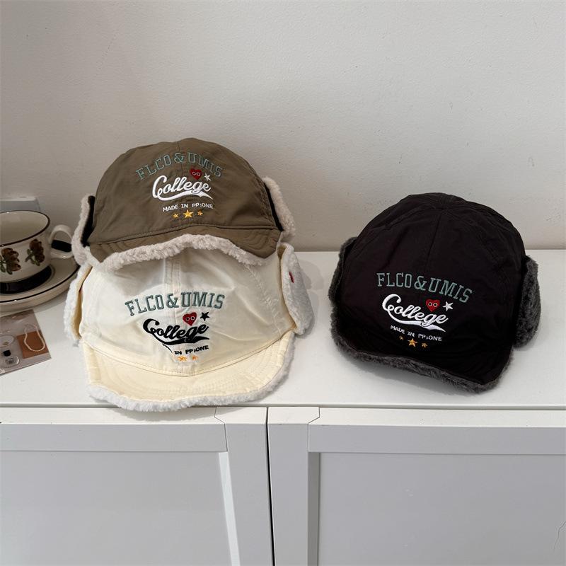 キャップ レディース メンズ 短つば 秋冬 防寒 あったか 暖かい 裏起毛 耳当て付き 小顔効果 おしゃれ ..