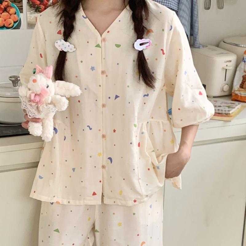 パジャマ レディース 女性用 ルームウェア 綿100% ダブルガーゼ 上下セット Vネック 七分袖 長ズボン 部屋着 寝間着 春夏秋冬 薄手 快適 通気性 リラックス Mサイズ 花柄