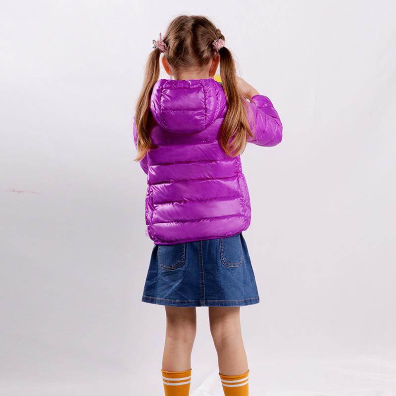子供服 ダウンジャケット 90 绒 薄手 キッズ 羽毛 アウター ジャンパー 男女兼用 防寒 対策 上着 秋冬 ..