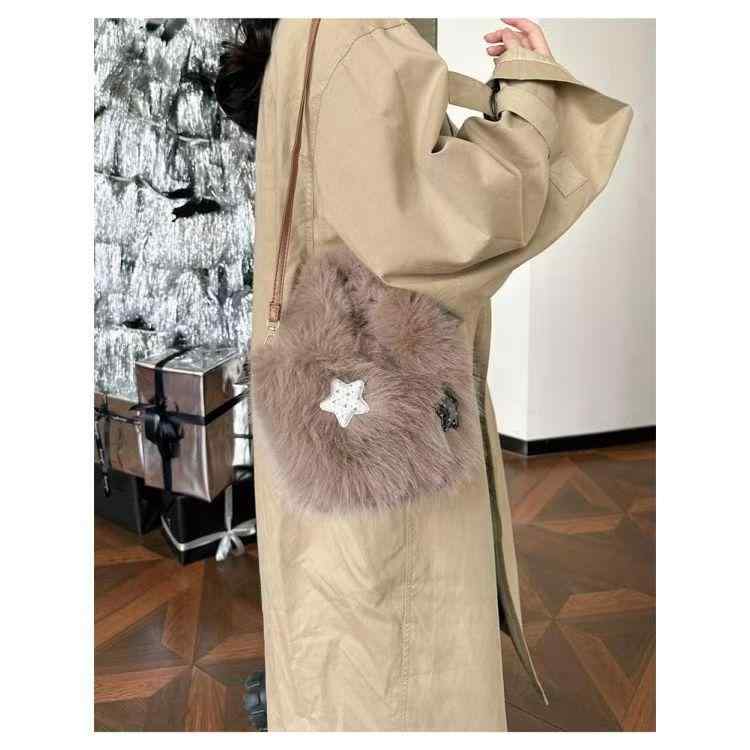 バッグ レディース 秋冬 ファッション小物 カバン ショルダーバッグ ハンドバッグ ふわふわ もこもこ かわいい 無地 ピンク ブラック ホワイト ベージュ ブラウン グレー