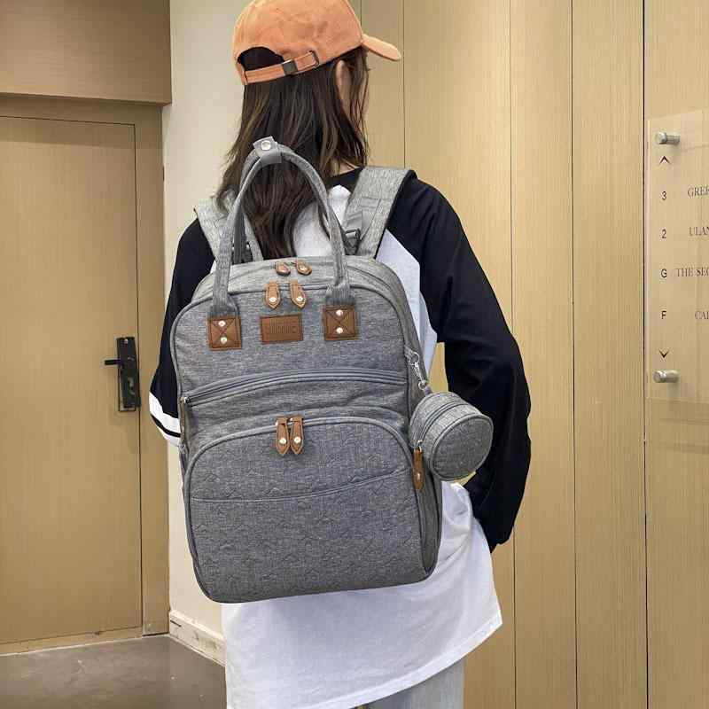 リュック マザーズバッグ レディース 折りたたみ 大容量 多機能 哺乳瓶 おむつ 収納 ベビーベッド機能..