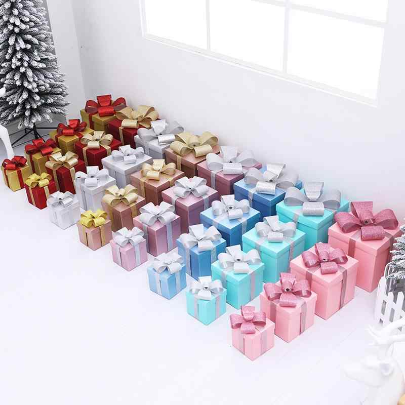 クリスマス ギフトボックス マカロンカラー デコレーション 飾り付け クリスマスツリー イベント ショーウィンドウ