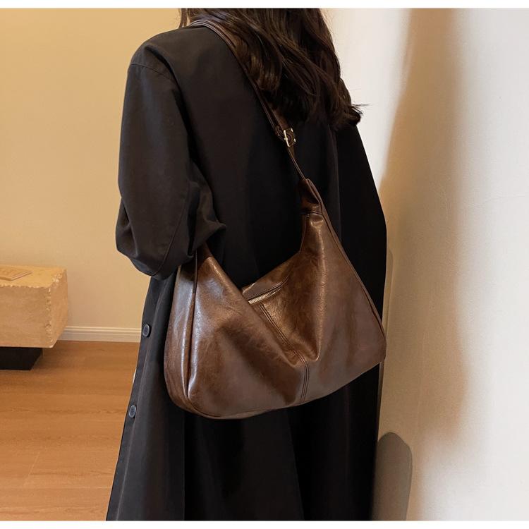 トートバッグ レディース 女性用 鞄 大容量 PU レザー風 ブラック ブラウン 通勤用 普段使い