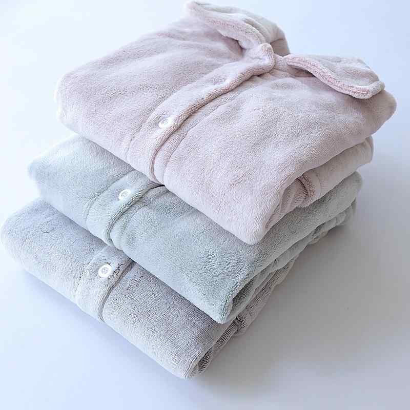 ・カテゴリ: パジャマ・生地: フランネル・デザイン: セットアップ・主な素材: ポリエステル100%・厚さ: 厚手・ネックライン: 襟付き・袖丈: 長袖・丈: ロングパンツ丈・機能: リラックス、睡眠、バスタイム、部屋着、保温、快適・対象: カップル・カラー展開: レッド、グレー、スカイブルー、ホワイト、パープル、ダークピンク、ネイビー、ダークグレー・サイズ展開: S、M、L、XL、XXL・スタイル: 文芸風