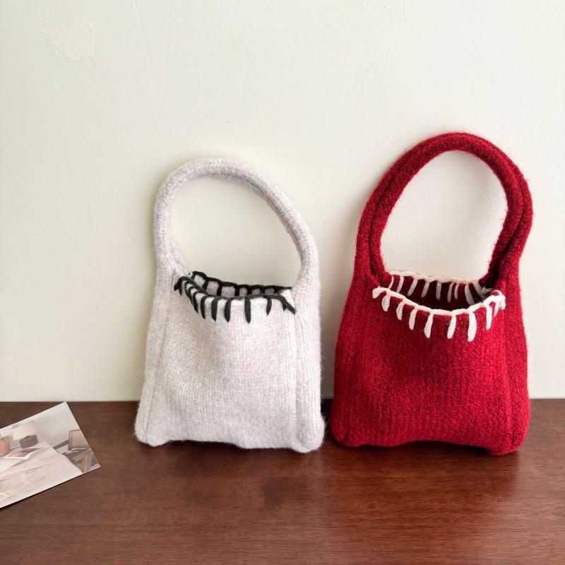 ニット バッグ レディース 秋冬 手提げ 鞄 編み込み 毛糸 小さめ ミニバッグ ポリエステル 普段使い かわいい おしゃれ ミントグリーン コーヒー ピンク系 イエロー ブラック