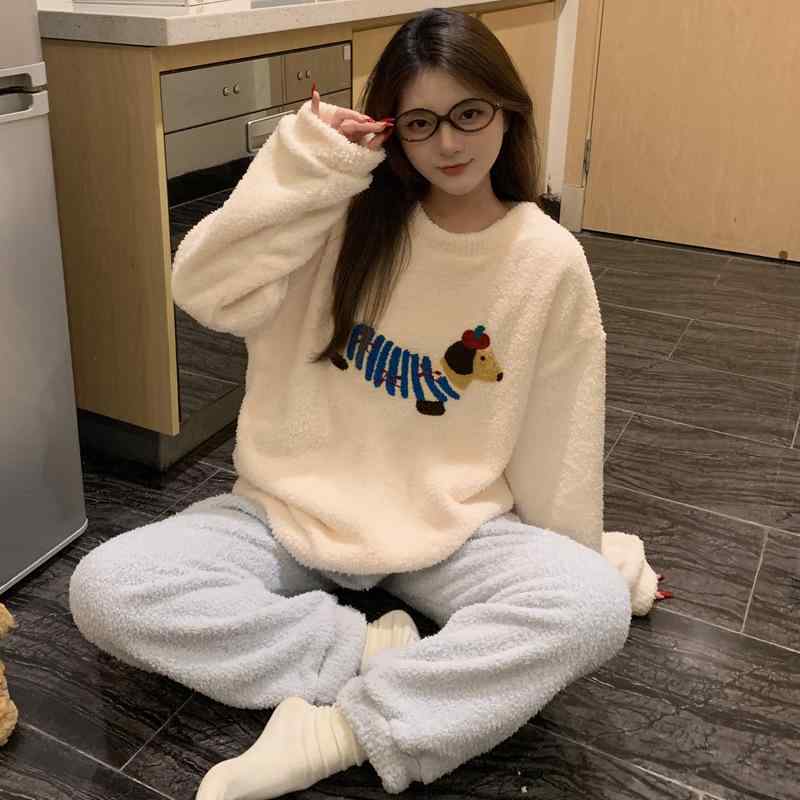 ・カテゴリ: セットアップ・素材: ポリエステル・厚さ: 厚手・ネックライン: 襟付き・袖丈: 長袖・パンツ丈: フルレングス・機能: リラックス、ホームウェア、快適・対象: レディース・シーン: ホーム・カラー: 腊肠狗・サイズ: M, L, XL, XXL・主素材含有量: 90-95%・スタイル: ミニマル