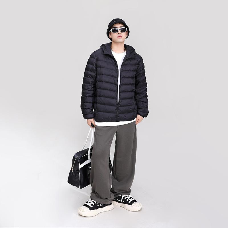 羽绒服 男性用 超軽量 薄型 ショート丈 フード付き 撥水 防風 紳士服 アウター カジュアル スポーティー 茶色 ブラック 青緑 深灰
