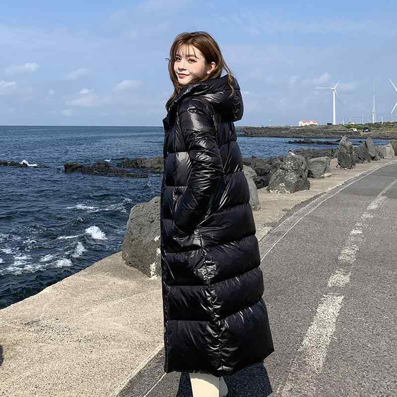 ダウンジャケット レディース 秋冬 黒 中綿入り ロング丈 ひざ丈 厚手 ゆったり 無地 襟なし 長袖 ポケット付き カジュアルスタイル 婦人服