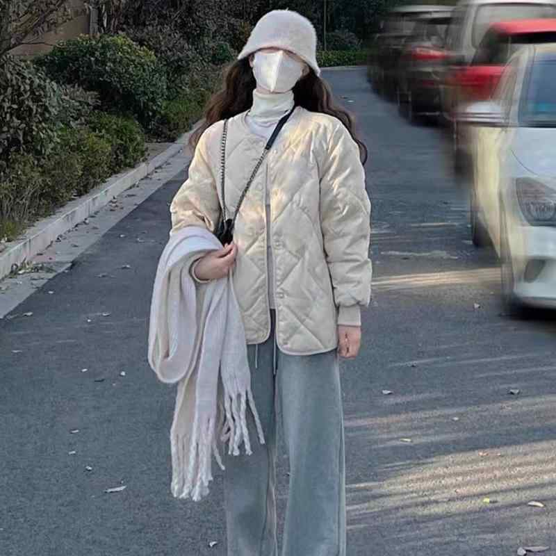 羽毛 ジャケット レディース 薄手 ショート丈 秋冬 ファッション おしゃれ 暖かい アウター 米白 コーヒー色 黒 S Mサイズ 90％ホワイトダックダウン 使用 通勤