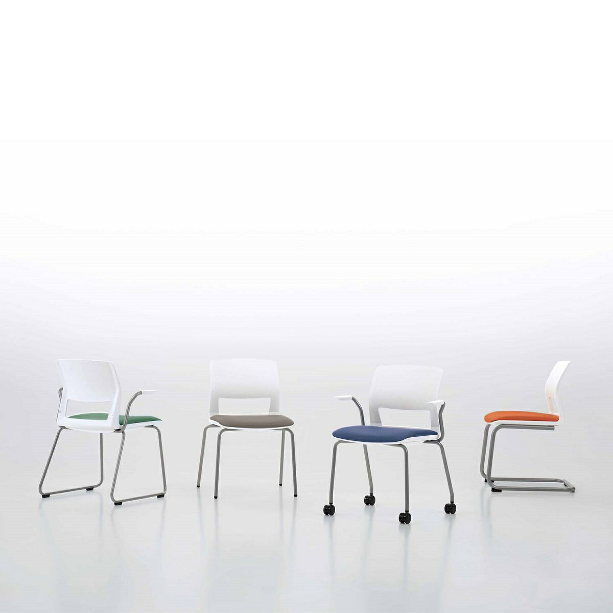 【コクヨ】会議イス ミーティングチェア CK-160シリーズCK-161R 背カバータイプ 固定脚タイプ 肘付き PVCレザー 【メーカー直送品】【時間指定不可・夜間配送不可】【平日配送のみ】 [2]