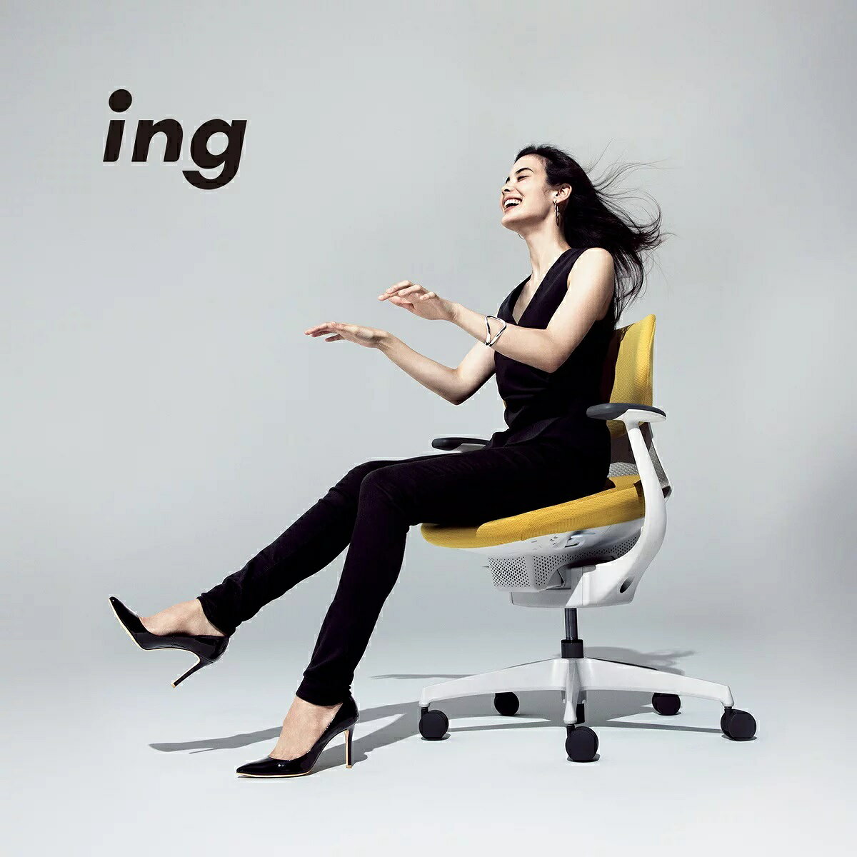 コクヨ デスクチェア オフィスチェア 椅子 ing イング CR-GA3413E6【コクヨ KOKUYO】 メッシュタイプ バーチカルタイプ 可動肘、本体:ブラックシェル アルミポリッシュ脚 -v フローリング用キャスター 【メーカー直送配送】 [3]