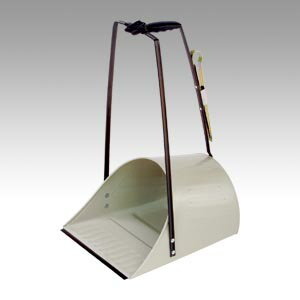 ●規格：鉄道型●外寸：幅310×奥355×高550（開口高185）mm●重量：約1．2kg●材質：本体＝鋼板にメッキ／粉体塗装，柄＝2PP●ハサミ，先ゴム付o24946