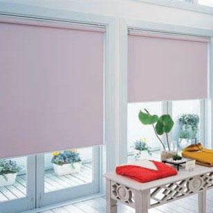 （代引き不可）（同梱不可） タチカワ　TIORIOティオリオ　ロールスクリーン遮光2級防炎規格品　巾70×高さ140cm　TR-3365・ピンク 取付簡単!遮光2級と防炎機能で快適空間を演出!