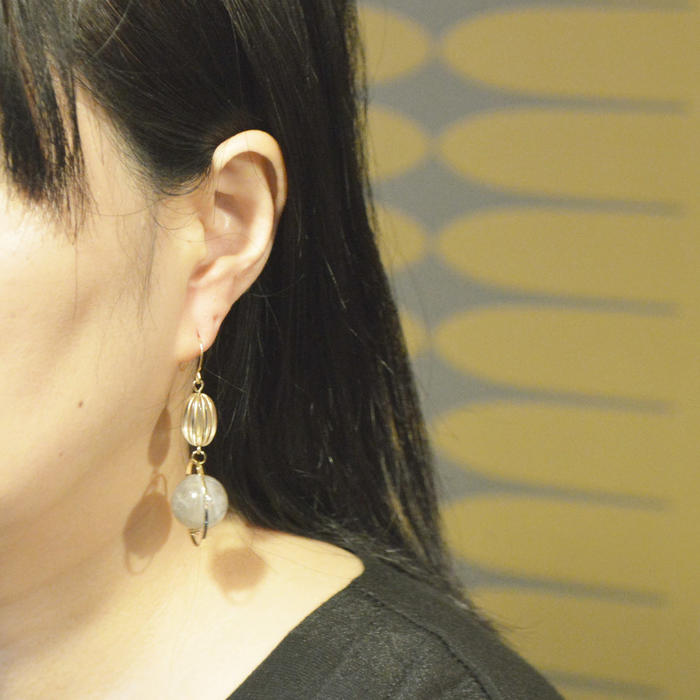 【abeille】【SALE】フェミニン大粒ビーズまるまるフックピアス 表示在庫限りで販売終了！