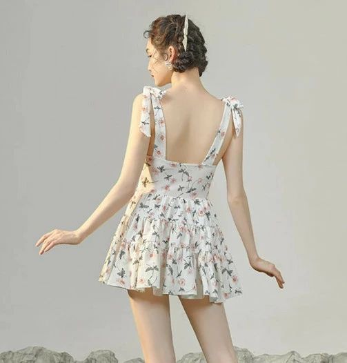 水着 レディース オールインワン セクシー ワンピース オトナ女子 パッド付き 小胸 バスト カバーアップ かわいい 水着 花柄 体型カバー水着 2点セット 大きいサイズ おしゃれ ビーチ 海水浴 可愛