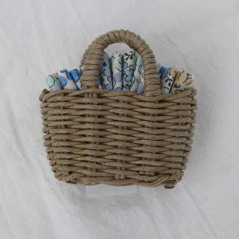 ブローチ バスケット バッグ ミニチュア 自然素材 ナチュラルハンドメイド アクセサリー No.4 251030