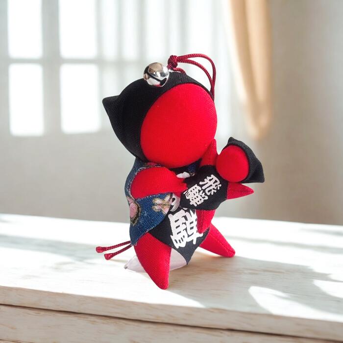 【風水・祈祷済み・当店限定】サルボボ お守り さるぼぼ おはなもあな お守り専用 ご祈祷 抱っこ 小サイズ 吸盤付 子宝・安産　送料無料 飛騨高山さるぼぼ 婚活 妊活 のお守り 陣痛中の妊婦さんが描いた 赤富士カードの商品画像