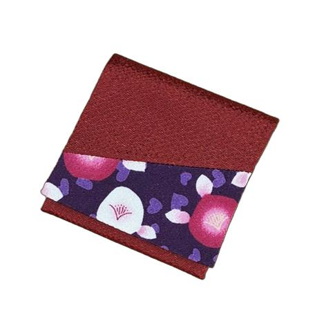 サイズ（閉じた状態）：約10×10（cm)