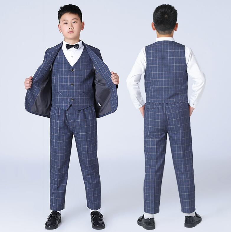Rakuten - 【送料無料】フォーマルスーツ 子供 男の子スーツ ベビー ジュニアスーツ 結婚式 4点セット ジャケット+パンツ+ベスト+蝶結び キッズスーツ 入学式 入園式スーツ お受験 誕生日 発表会 パーティー 礼服 子どもスーツ 上下セット 男の子スーツ 大きいサイズ 130-180cm