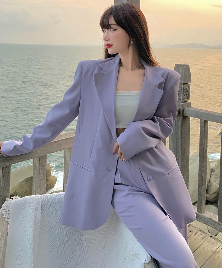 【送料無料】ママスーツ セレモニー リクルートスーツ 入学式 卒業式 就活 面接スーツ 通勤 オフィス 上下セット レディース パンツスーツ ビジネススーツ 2点セット ジャケット パンツ きれいめ 可愛い カジュアルスーツ 着痩せ フォーマルスーツ 春 パープル おしゃれ