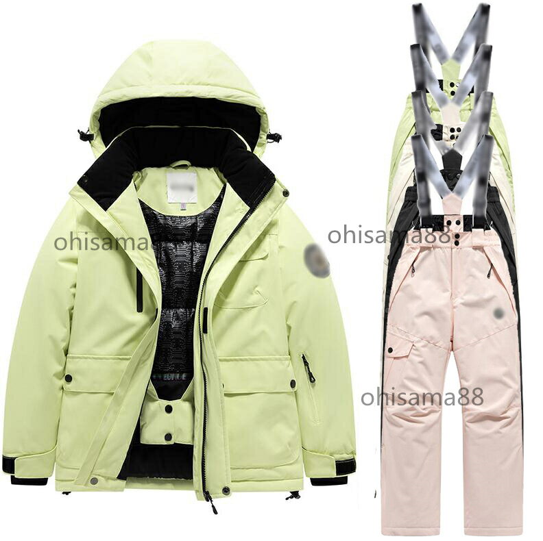 【新作登場！送料無料】スキーウェア 子供 スノボウェア 暖かい セットアップ キッズスキーウェア 上下..