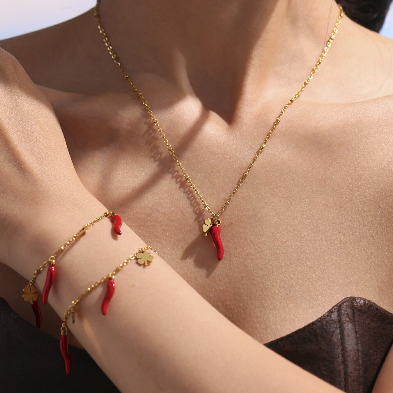 ネックレス ブレスレット 唐辛子 四つ葉 チャーム ステンレス レディース シンプル カジュアル 韓国フ..