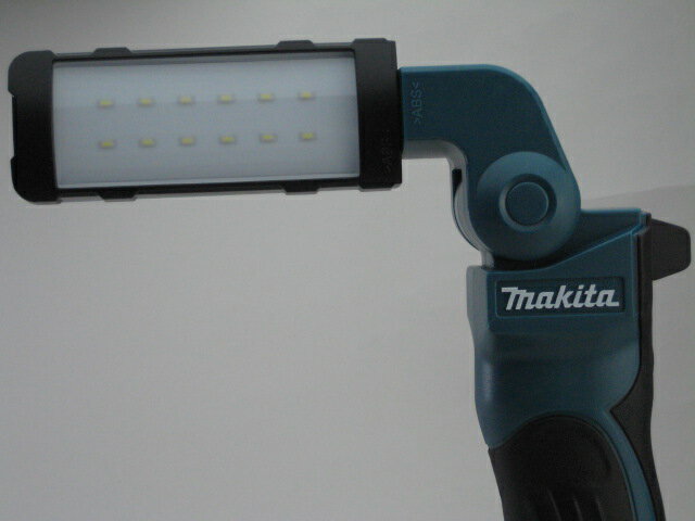 マキタ充電式LEDワークライト ML801 1...の紹介画像2