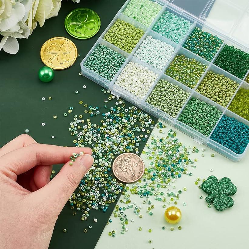 12000個 ビーズ手芸 2mm ガラス製 シードビーズ 緑 ガラスビーズ 小さなクラフトビーズ 丸形 DIY用品 手芸用品 ジュエリー用 アクセサリーパーツ (グリーン) ohstore-10663711 OHstore サンプル画像3