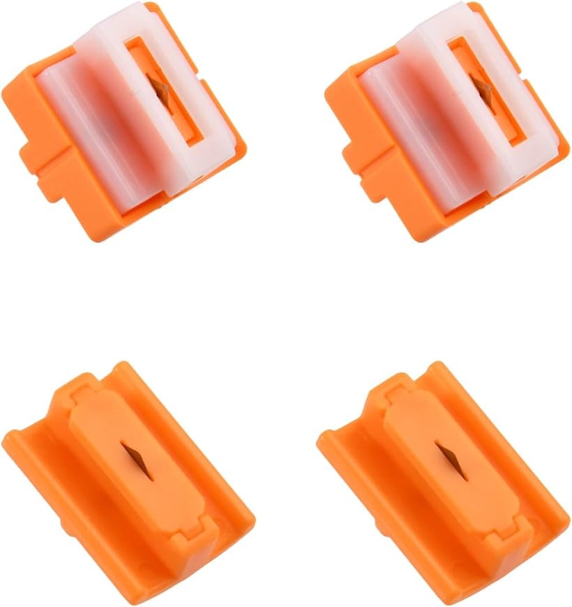 商品コード2bk5qv8r4o商品名ペーパーカッター用交換刃 ペーパーカッター替刃 ペーパーカッターミニ用 SK2鋼製 高硬度 両方向スムーズ切断 写真用紙 厚紙対応 工作ブランドPEAKNOCKセット内容：通常タイプの刃2枚とシークレット安全刃2枚、計4枚の交換用カッター芯が同梱。刃の摩耗による本体全体の交換が不要で、経済的かつ環境に優しいワンストップメンテナンスソリューションを提供。裁断作業を常にスムーズかつ効率的に保ちます。高品質材質：刃部はSK2材を精密加工。卓越した高硬度の切断刃を実現し、寿命を延ばし性能を維持します。シークレット刃設計により、紙の繊維が引っ張られたり摩耗したりするのを効果的に防止。長時間使用後も切れ味を保ち、研ぎ直しの頻度を大幅に低減します。双方向スムーズ切断：刃は革新的な両刃対称デザインを採用。双方向へのスムーズなカットをサポートし、押し引きどちらの動作でも精密な裁断を実現。バッチ処理の効率を著しく向上させます。ハンドルはシンプルで握りやすく設計されています。簡単取り付け：両タイプの刃は標準化されたスライド式設計を採用。工具は一切不要で、軽く押し込みながらスライドさせるだけで、数秒で着脱・交換が完了。片手操作でも簡単に処理できます。幅広い用途：家庭やオフィスの書類整理、プロの写真印画紙裁断から、手芸愛好家による厚紙・ビニールステッカー・コーティング紙の加工まで、精密でシャープなカット体験を提供。A4普通紙から厚手の装飾紙まで、多様な加工ニーズにお応えします。※ 他ネットショップでも併売しているため、ご注文後に在庫切れとなる場合があります。予めご了承ください。※ 品薄または希少等の理由により、参考価格よりも高い価格で販売されている場合があります。ご注文の際には必ず販売価格をご確認ください。※ 沖縄県、離島または一部地域の場合、別途送料の負担をお願いする場合があります。予めご了承ください。※ お使いのモニタにより写真の色が実際の商品の色と異なる場合や、イメージに差異が生じることがあります。予めご了承ください。※ 商品の詳細（カラー・数量・サイズ 等）については、ページ内の商品説明をご確認のうえ、ご注文ください。※ モバイル版・スマホ版ページでは、お使いの端末によっては一部の情報が表示されないことがあります。すべての記載情報をご確認するには、PC版ページをご覧ください。本品は、高精度カッターツール用交換刃セット（通常刃2枚、シークレット安全刃2枚の計4枚入り）です。SK2高硬度鋼材を使用し、鋭利で長持ちする切れ味を実現。シークレット刃設計により紙繊維の引っ張りや摩耗を軽減し、長期にわたり性能を維持します。革新的な両刃対称構造により双方向スムーズ裁断が可能で、押し引きどちらの動作でも精密かつ効率的な作業を実現。バッチ処理の能率を大幅に向上させます。刃は標準化スライド式設計で工具不要、押し込んでスライドするだけで数秒で交換完了。片手でも簡単操作です。家庭・オフィスの書類整理、プロ用印画紙裁断、クラフト用厚紙・ビニールステッカー・コーティング紙加工など、A4普通紙から厚手装飾紙まで多様な素材に対応。経済的で環境に優しいワンストップメンテナンスソリューションとしてご活用いただけます。