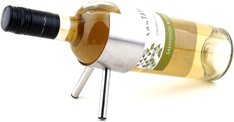 バリエーションコード : 2bf75i2lpt商品コード2bf75i2ngz商品名WH10 ステンレス製 ワインホルダー 脚付き ワインラック シンプル ホルダー ワイン シャンパン ボトル スタンド インテリア ディスプレイ 脚付きブランドLife Orderカラー脚付き・特別なワインをオシャレに置ける「ワインホルダー」です。・お気に入りのボトルをインテリア感覚で飾ればオリジナルの空間が広がります。・キッチン、ダイニングルーム、お店の空間をチョット素敵に演出します。・ワインと一緒にプレゼントしても喜んでもらえる逸品です。・＊収納：ワインボトル1本 ＊材質：ステンレス製 ＊サイズ：幅7.5cmx高さ12.3cmx奥行き5cm※ 他ネットショップでも併売しているため、ご注文後に在庫切れとなる場合があります。予めご了承ください。※ 品薄または希少等の理由により、参考価格よりも高い価格で販売されている場合があります。ご注文の際には必ず販売価格をご確認ください。※ 沖縄県、離島または一部地域の場合、別途送料の負担をお願いする場合があります。予めご了承ください。※ お使いのモニタにより写真の色が実際の商品の色と異なる場合や、イメージに差異が生じることがあります。予めご了承ください。※ 商品の詳細（カラー・数量・サイズ 等）については、ページ内の商品説明をご確認のうえ、ご注文ください。※ モバイル版・スマホ版ページでは、お使いの端末によっては一部の情報が表示されないことがあります。すべての記載情報をご確認するには、PC版ページをご覧ください。「特別なワインをオシャレに置けるワインホルダー。。」キッチン、ダイニングルーム、お店の空間をチョット素敵に演出します。ワインと一緒にプレゼントしても喜んでもらえる逸品です。「商品説明」＊収納：ワインボトル1本＊材質：ステンレス製＊サイズ：幅7.5cmx高さ12.3cmx奥行き5cm