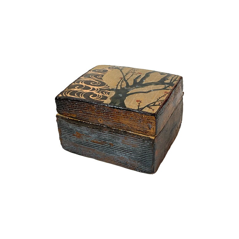 紅白梅蓋物　紅梅