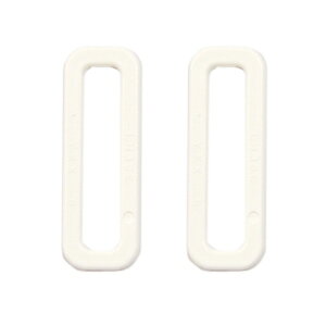 ●素材：プラスチック●内容：2個入り●サイズ：テープ通し内径 約38mm　/　厚み 約3mm（厚みは一律ではありません。目安としてご参照ください。）※ロット違いにより、サイズや色味が異なる場合がございます。予めご了承下さいませ。【商品の詳細】YKKのプラスチック角カンパーツです。カラー、サイズ展開があるので用途に合わせてお選び頂けます。入園入学グッズにもおすすめ。＜ご注意＞・過度な力が加わると壊れやすくなります。【ご注文前に必ずお読み下さい】・表示価格は2個入り1パックの価格です。・製造ロット、ご覧になるディスプレイや視覚環境により実際のお色と異なる場合がございます。・当社の他オンラインショップと在庫を共有しており、注文が確定しても完売・欠品の場合があります。予めご了承下さい。