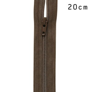 ●樹脂ファスナー●用途：衣料（上着の前立てなど）【商品の詳細】エレメント（ファスナーのかみ合う部分）がコイル状になっているオープンファスナーです。ポリエステルなどの樹脂を材質としており、連続エレメントであるため、柔軟性があるのが特徴です。スライダーを1番下まで下ろすことで、左右のテープを離すことが出来ます。オープンファスナーの中ではサイズが1番小さいものになりますので、ファスナーをあまり目立たせたくない場合におすすめです。＜ご注意＞・ご購入頂く生地などの色に合わせて、ファスナーをお選びするサービスは行っておりません。ご要望頂きましても、システムの都合上ご対応出来かねますので、何卒ご了承下さいませ。・オンラインショップにおきましては、ファスナーの長さ調節は出来ませんので予めご了承下さいませ。【ご注文前に必ずお読み下さい】・表示価格は1本の価格です。・製造ロット、ご覧になるディスプレイや視覚環境により、実際のカラーと異なる場合がございます。・当社の他オンラインショップと在庫を共有しており、注文が確定しても完売・欠品の場合があります。予めご了承下さい。
