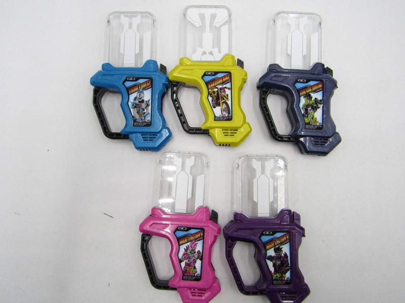 DX仮面ライダーエグゼイド メモリアルフィニッシュガシャットセット(ボーイズトイショップ)